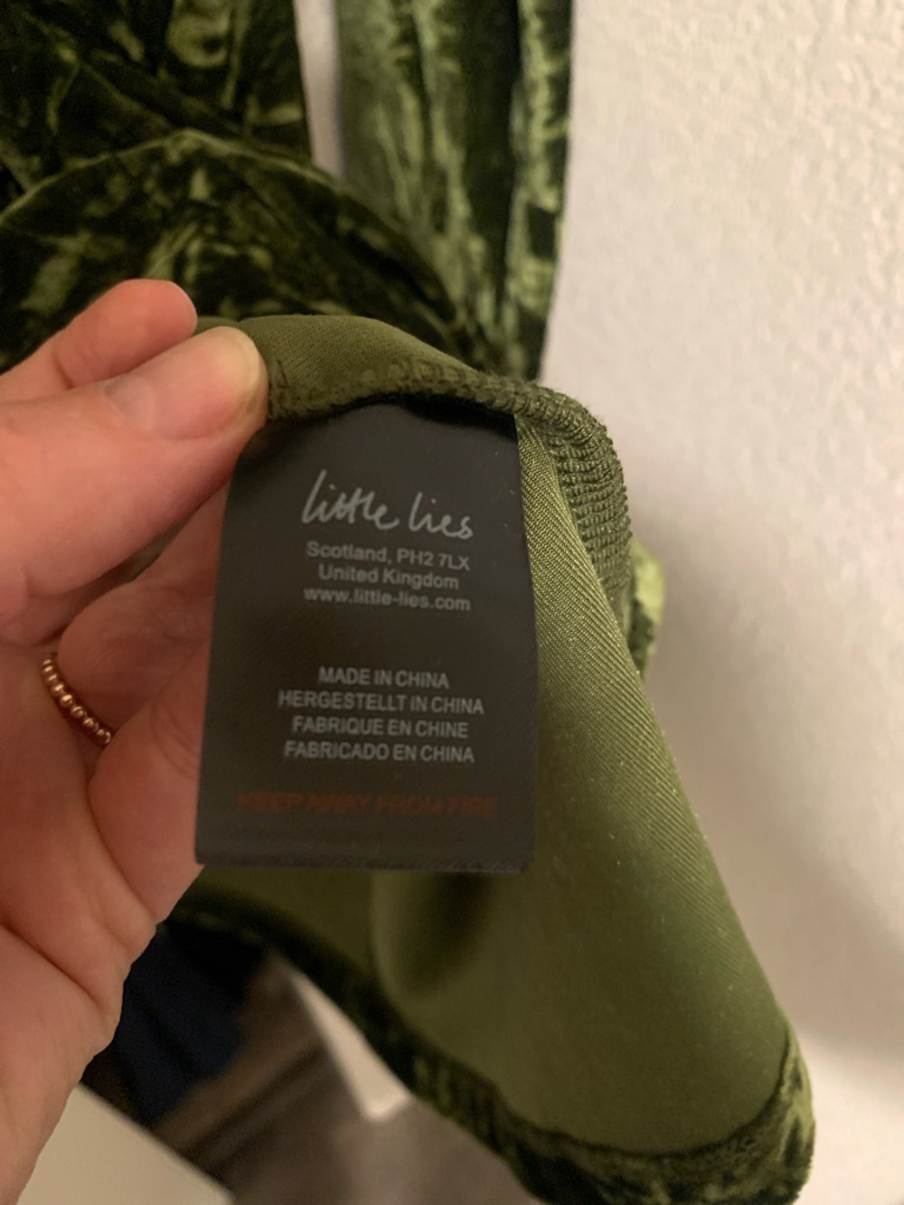 Little lies Sweet Jane Crushed Velvet mini dress - Picture 5 of 5